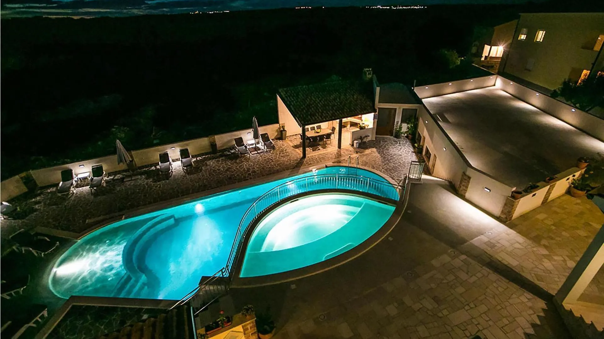 Nice Apartment In Pula With Outdoor Swimming Pool